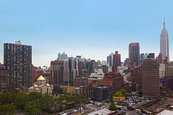 Sold by Thrasher Real Estate | media 10