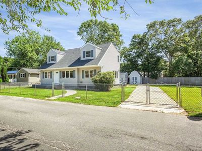 166 Parkwood Dr, Shirley, NY, 11967