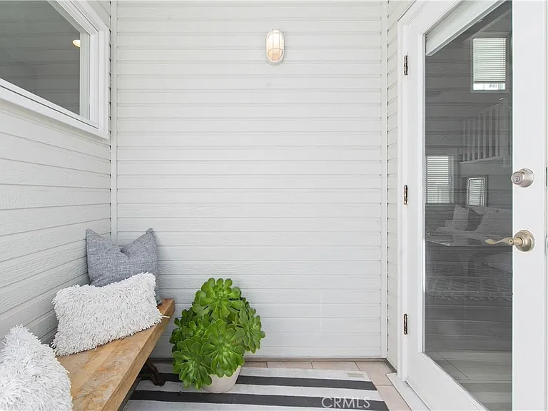 608 Poinsettia Ave #B — Photo 17