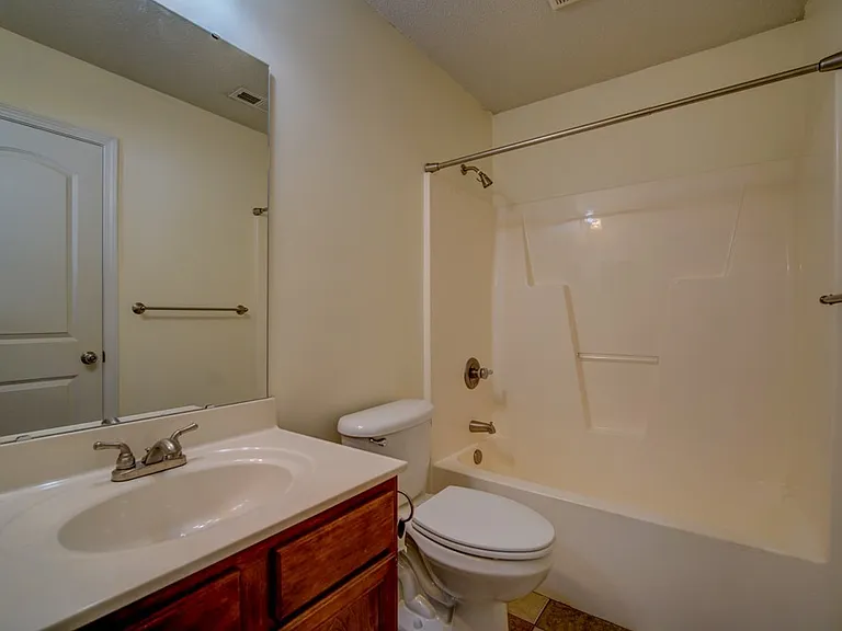 705 W Sago Ct — Photo 25