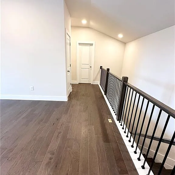 1237 Waldon Xing — Photo 23