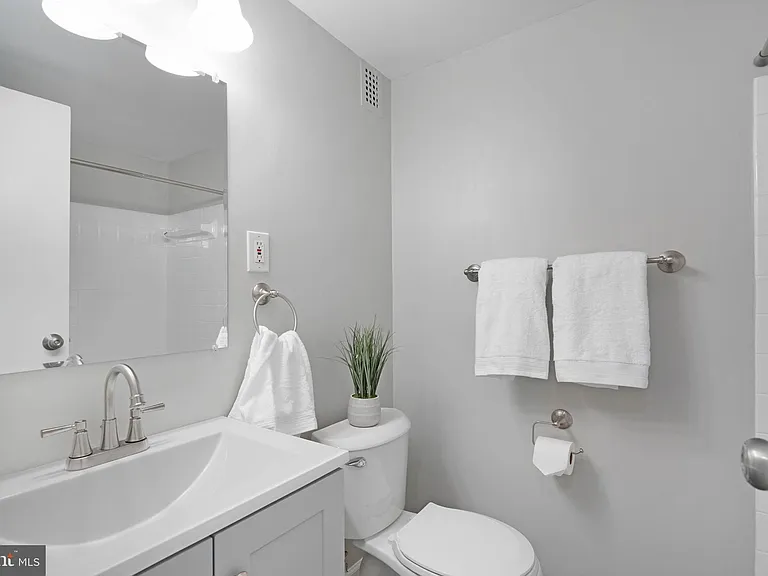 5340 Holmes Run Pkwy #1503 — Photo 18
