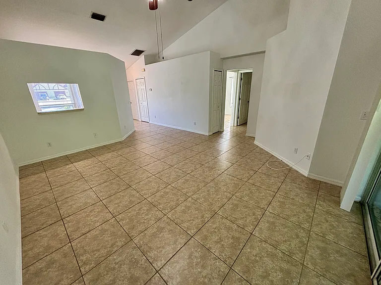 902 Cape Coral Pkwy W #906 — Photo 17