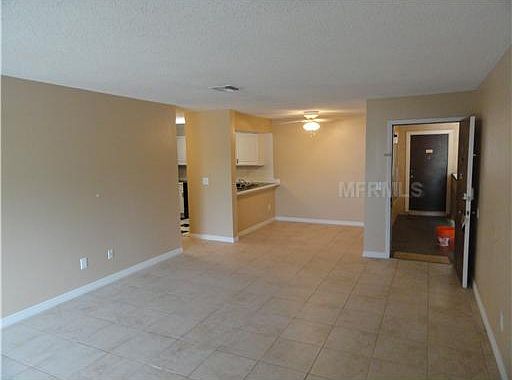 3rd image of 668 Kenwick 203 Cir