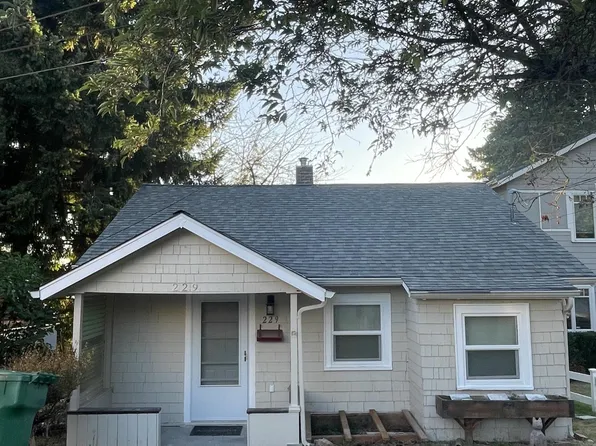 229 NW 53rd St, Seattle, WA 98107