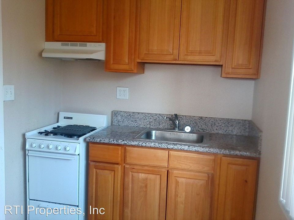 2nd image of 12618 Lakewood Blvd APT 9