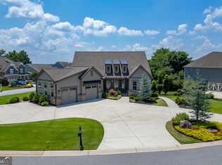 5915 Fairway Park Ln, Jefferson, GA 30549