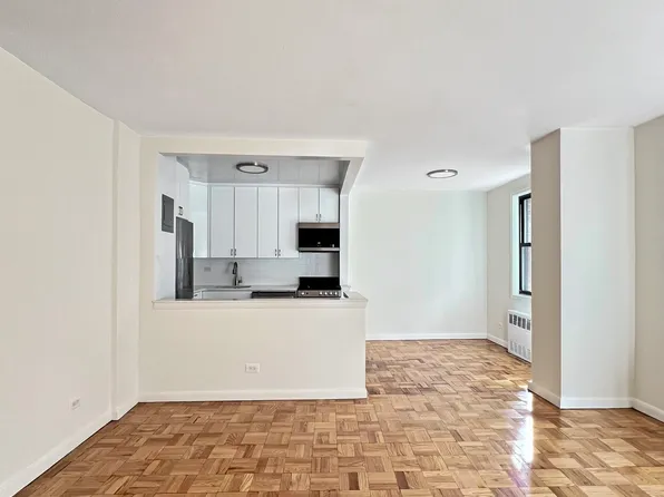 150 East 18th Street image 1 of 9