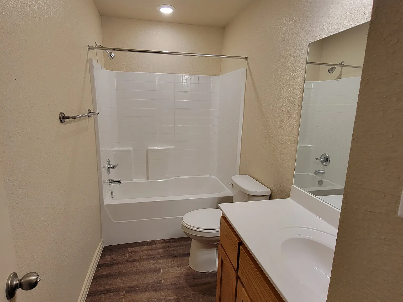 1016 Cline Drive - B — Photo 3