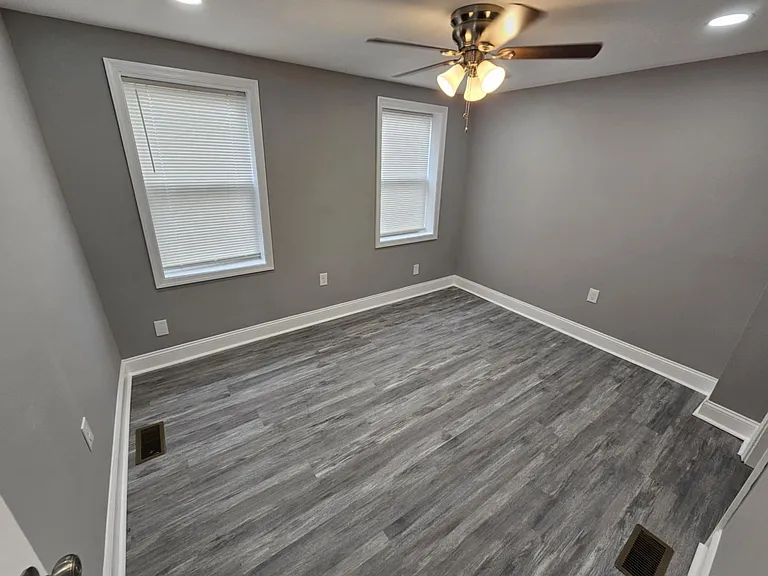 1254 Carroll St — Photo 5