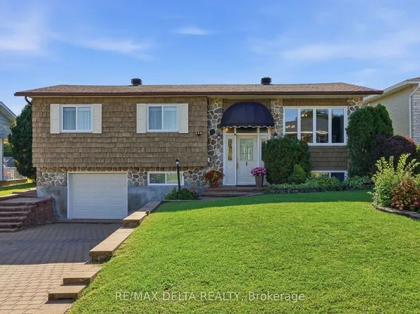 583 Theriault St, Hawkesbury, ON K6A 1Z5