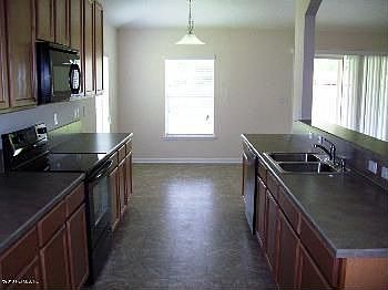 2nd image of 381 Sanwick Dr