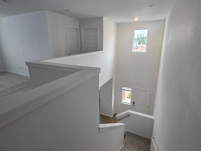 2700 Wonderland Way — Photo 23