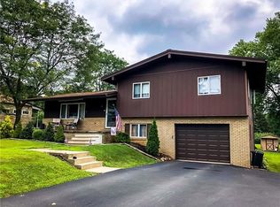 108 Woodlawn Rd, Butler, PA 16001