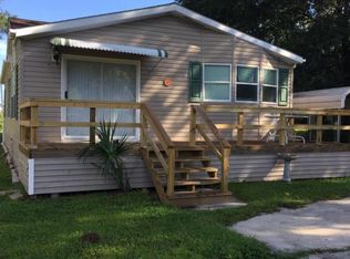 153 Rivershore Dr, San Mateo, FL 32187