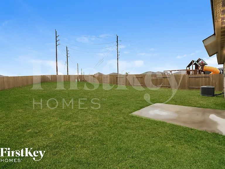 20703 Solstice Point Dr — Photo 14