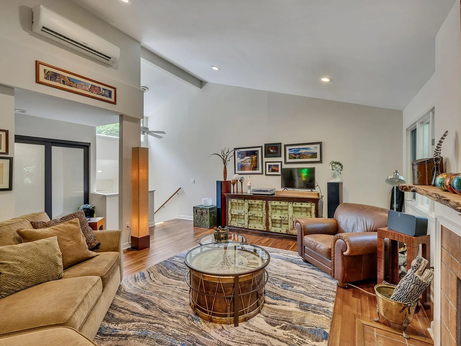 2 bed, 2.5 bath, 1500 sqft, $2,495 — Photo 4