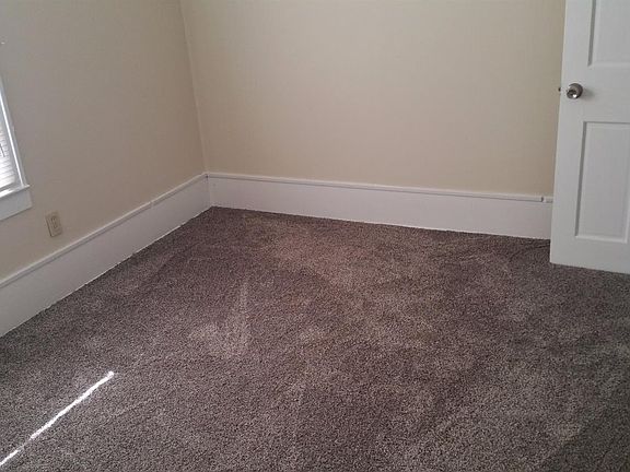 5th image of 2062 E Schumacher St