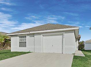 2425 Ruddenstone Way, Kissimmee, FL 34744