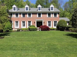 5 Golden Rd, Suffern, NY 10901