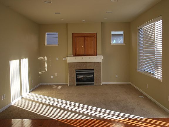 2nd image of 1214 32nd St NE