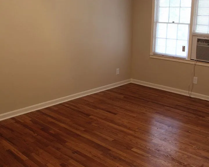 226 Cochran Rd — Photo 5
