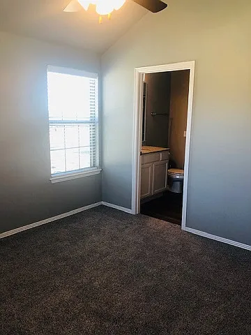 2809 W Blackstone Xing — Photo 7