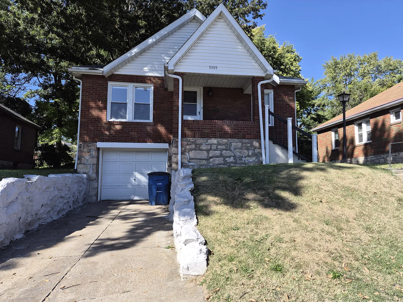 3 bed, 1134 sqft, $1,325 — Photo 1