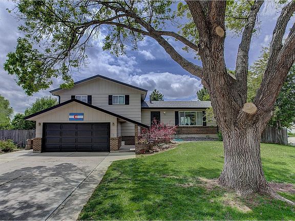 2nd image of 820 Ponderosa Pl