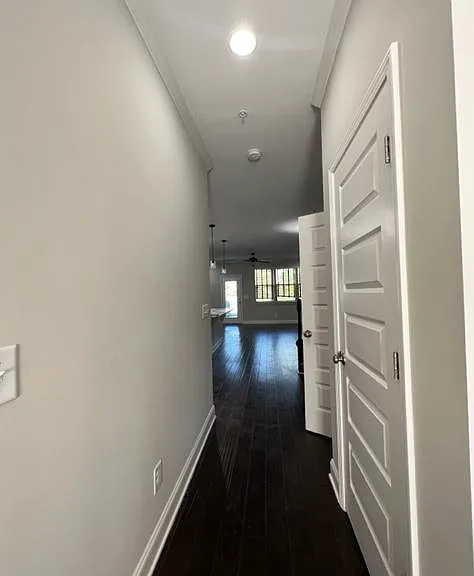 2595 Wellesley Square Dr — Photo 5