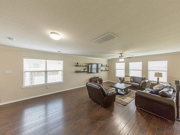 4th image of 13411 Misty Sands Ln