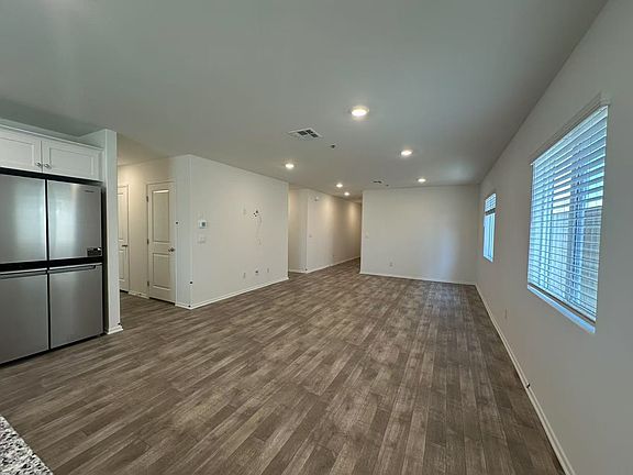 4th image of 30523 Operetta St