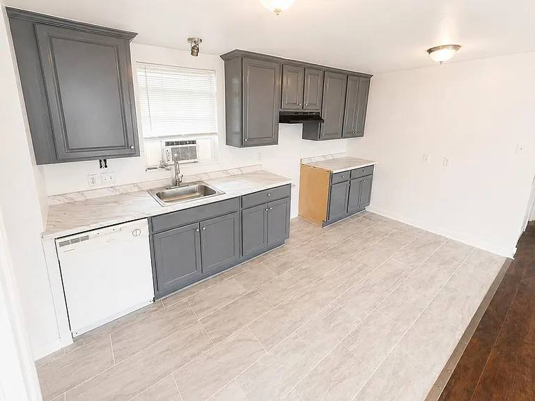 5103 Willow Glen Dr — Photo 9