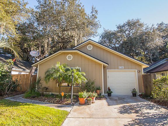 2nd image of 1196 Cove Landing Dr
