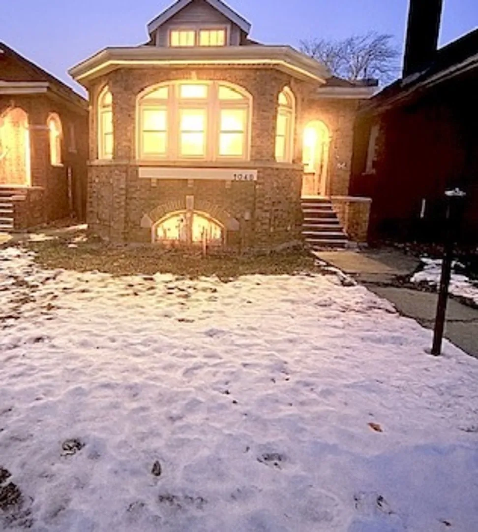 1048 W 92nd Pl photo 1