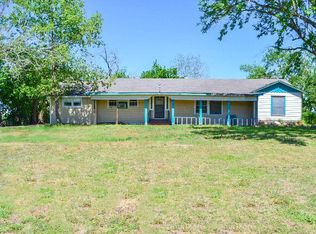 10675 State Highway 185 S, Victoria, TX 77905
