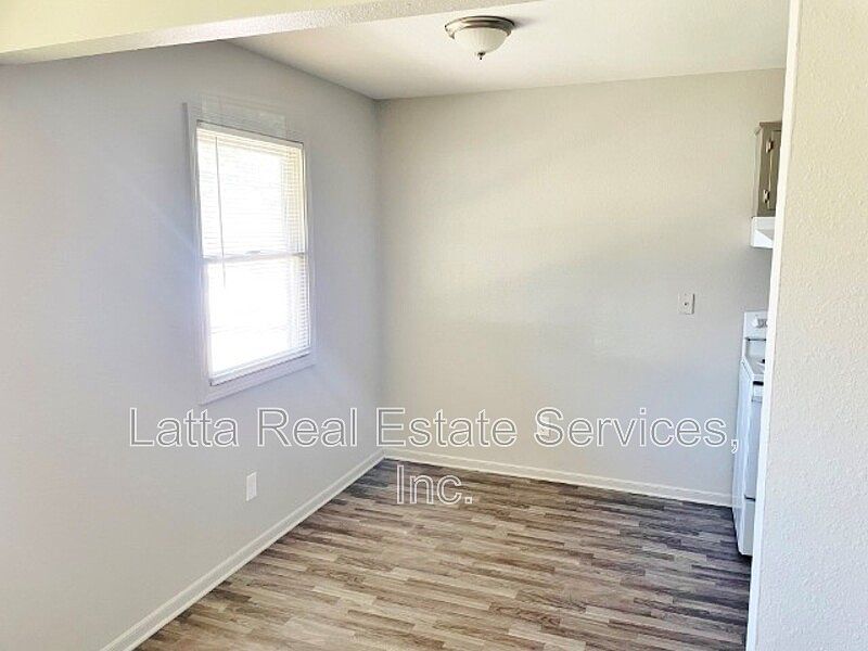 405 W 30th St UNIT 104A, Higginsville, MO 64037 Zillow