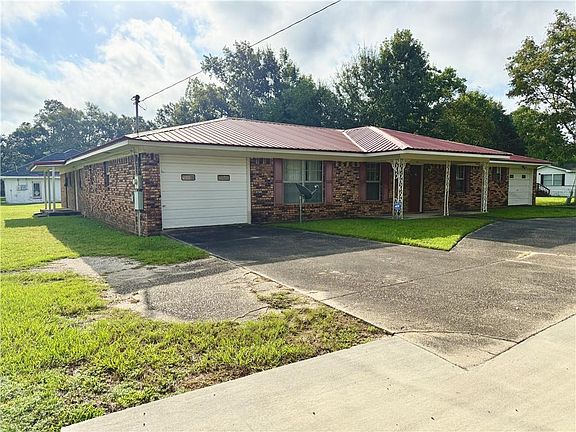 3rd image of 60 Sims St