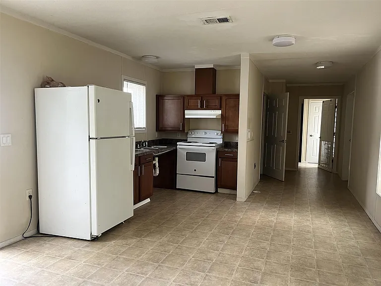 108C S 7th St #C — Photo 4