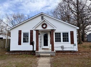 205 Cranford St, East Prairie, MO 63845