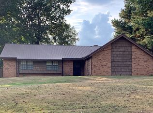 120 Hemlock Rd, Batesville, MS 38606