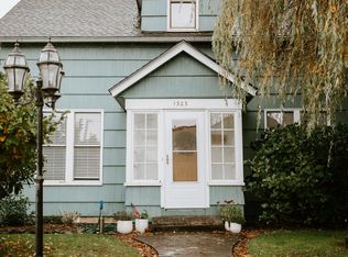 1303 1st St, Tillamook, OR