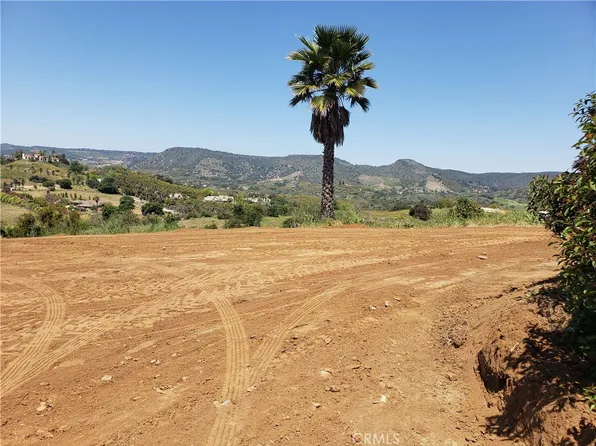 12 Carancho Rd #1, Temecula, CA 92590