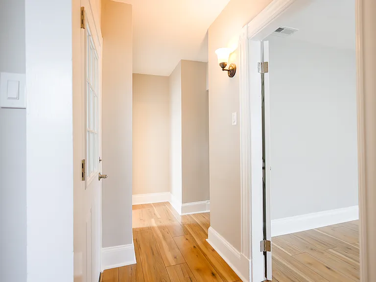 31 Graham St #2 — Photo 18