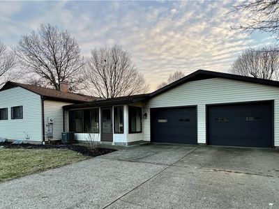 202 S Fairview Ave, Dover, OH, 44622