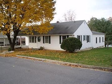 1st image of 345 Fir Ave