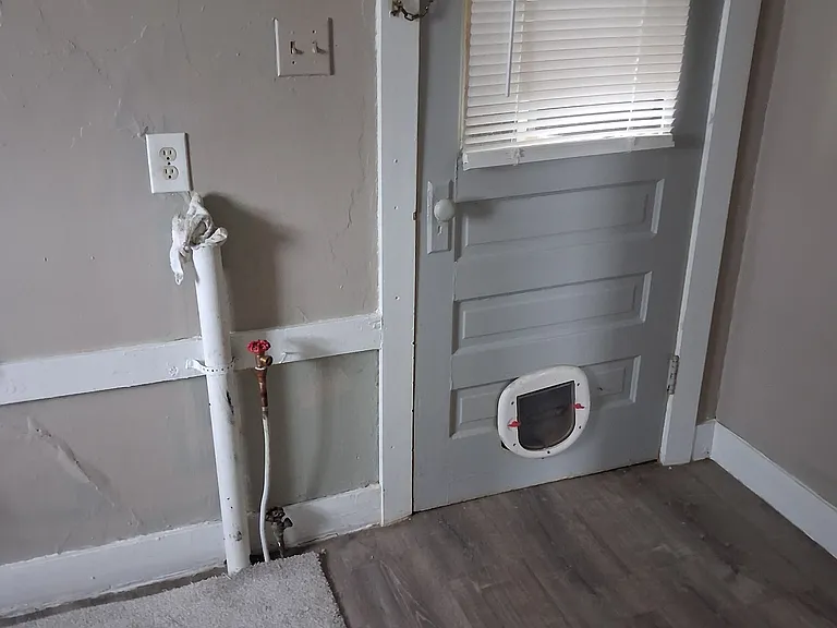 510 W 10th Ave — Photo 11