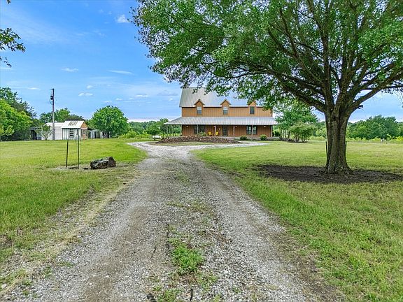 4th image of 750 Lyons Rd