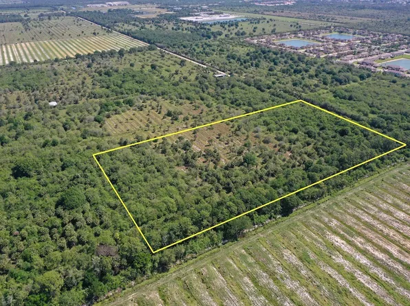 102 Nd Ave, Vero Beach, FL 32966