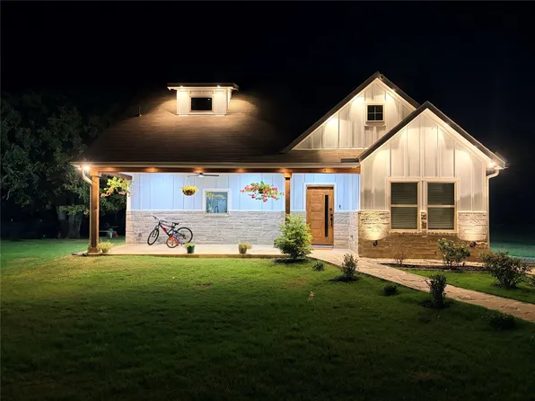 357 Private Road 7782, Wills Pt, TX 75169